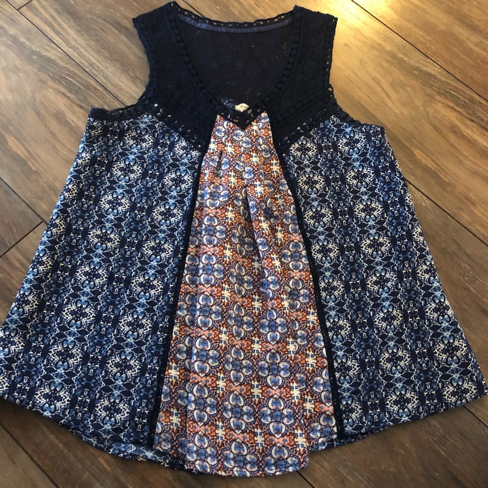 3/$10🔴Japana women’s sleeveless top🔴3/$10